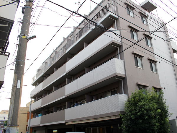 日神デュオステージ蒔田の外観