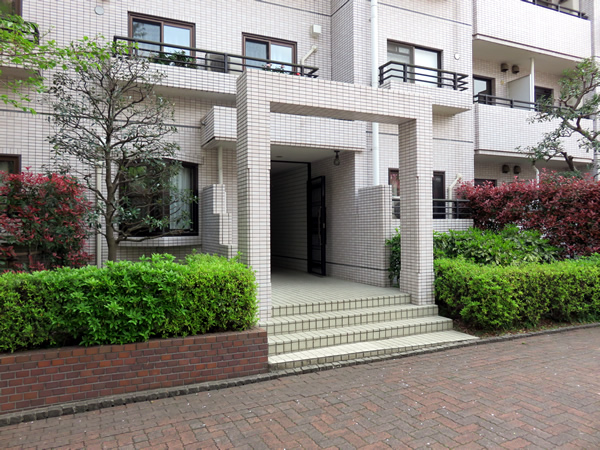 ロビーシティ相模大野５番街１５号棟の外観