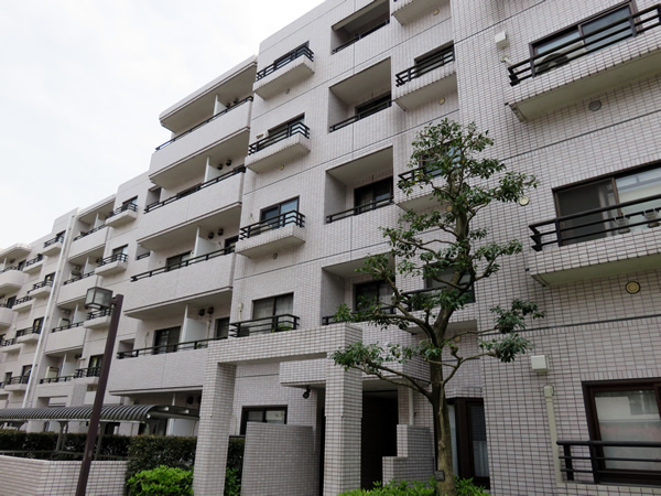 ロビーシティ相模大野５番街１４号棟の外観