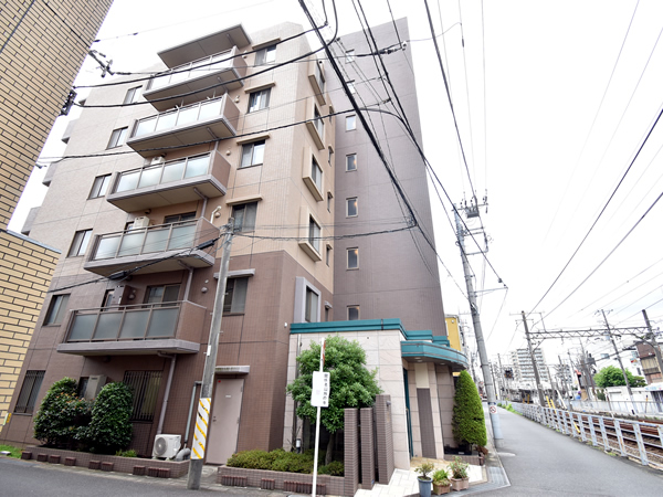 ヒルズ市川真間の外観