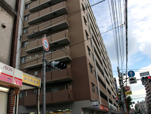 D'クラディア横浜マークスの外観