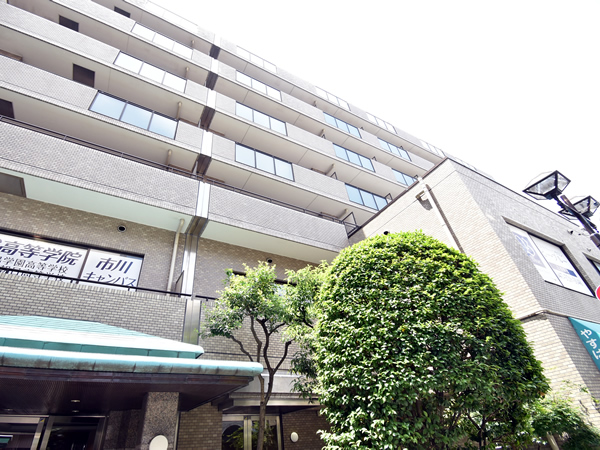 パークノヴァ市川の外観