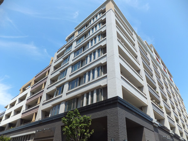 ライオンズ港北ニュータウンステーションレジデンスの外観