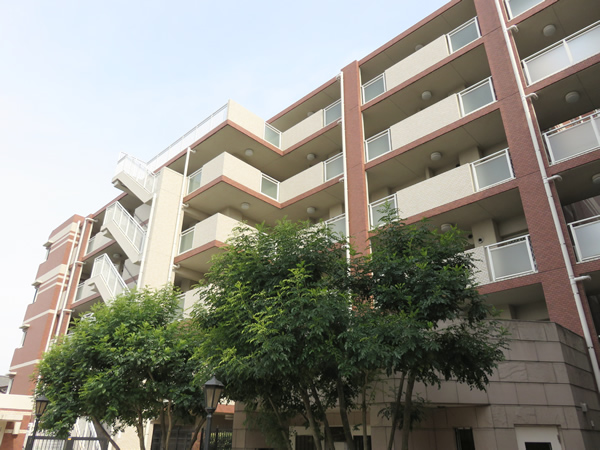 アデニウム町田の外観