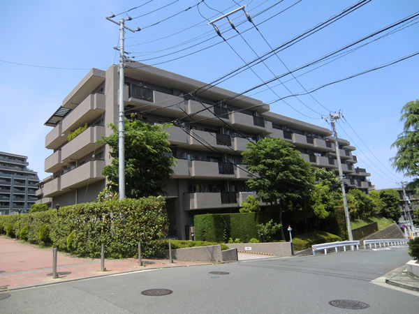 シティクレスト横浜上永谷2番街の外観