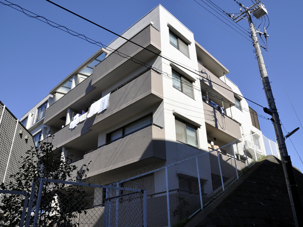 パリオ新横浜の外観