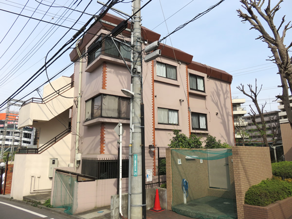 コーポウィンドミルの外観