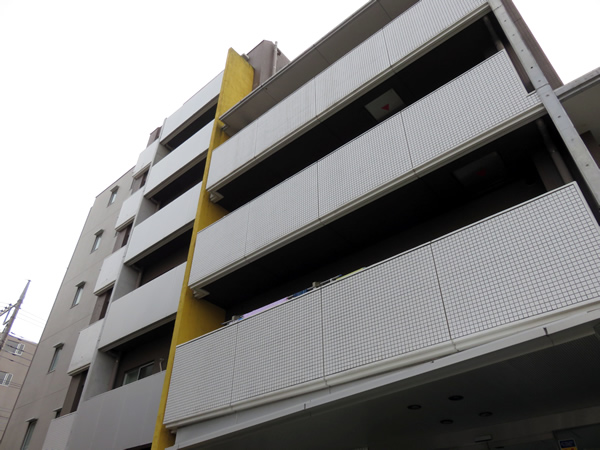 コアロード町田　花水木通りの外観