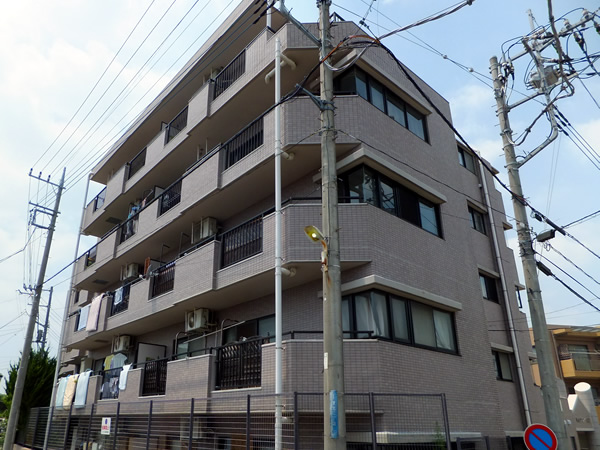 キャッスル宮前の外観