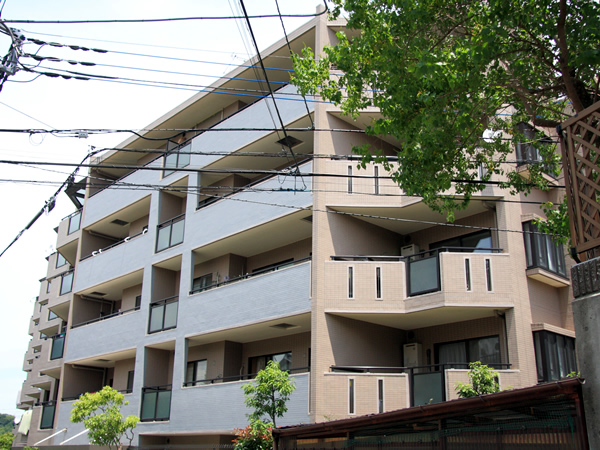 ライオンズガーデン梶が谷の外観