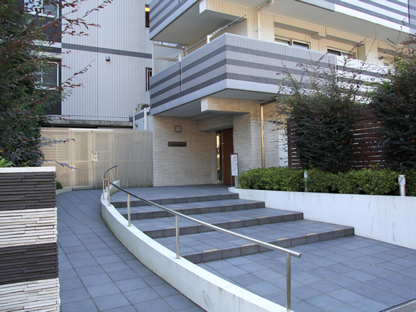 ベルドゥムール溝の口森林公園の外観