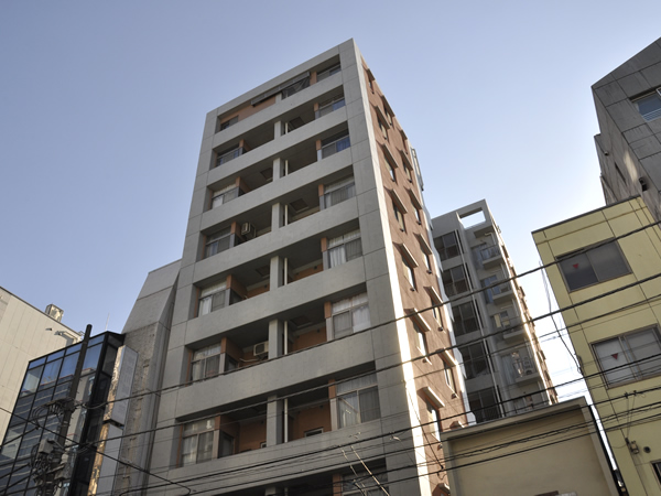 グランドパーク横浜反町フィエルテの外観