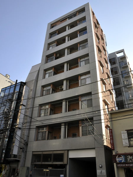 グランドパーク横浜反町フィエルテの外観