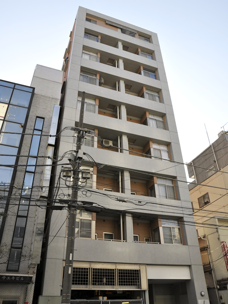 グランドパーク横浜反町フィエルテの外観