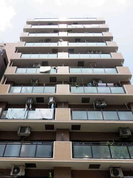 ネオマイム反町公園の外観