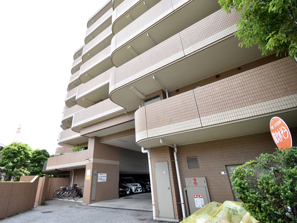 アルカサル西船橋の外観