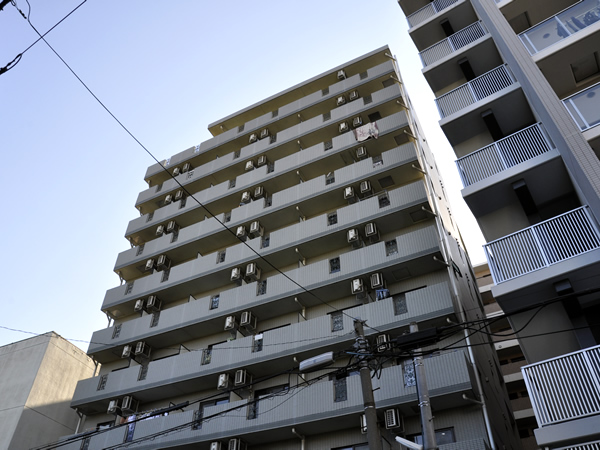 グリフィン横浜反町公園の外観