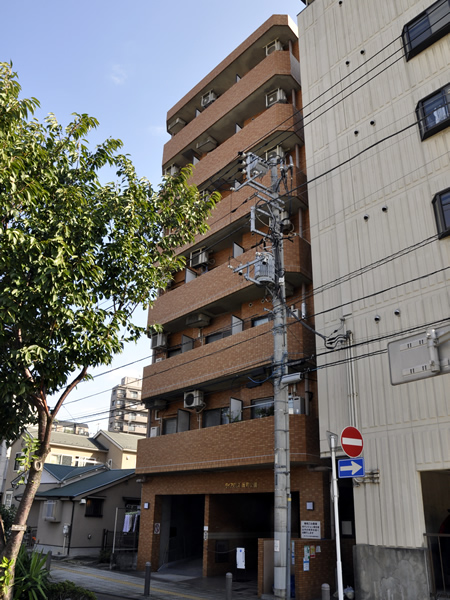 ダイアパレス反町公園の外観