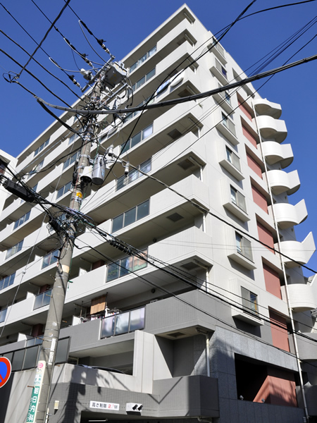 ネオマイム横浜白楽の外観