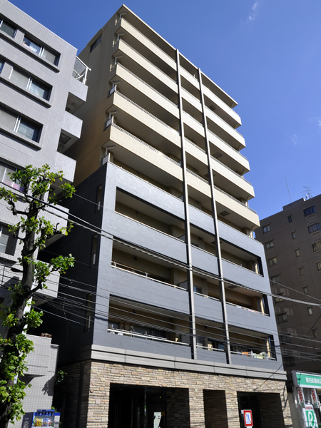 横浜東白楽シティタワーの外観