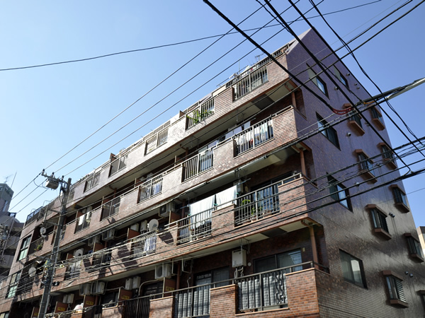 ライオンズマンション東白楽第2の外観