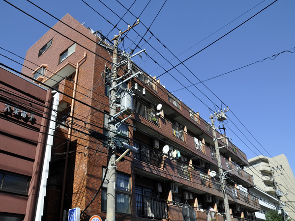 ライオンズマンション東白楽第2の外観