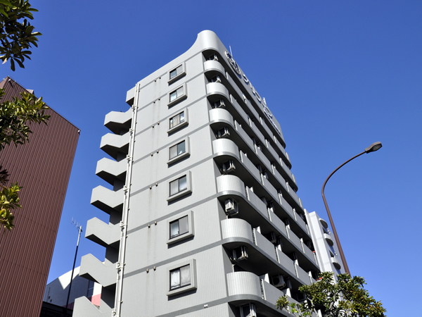 グリフィン横浜東白楽2番館の外観