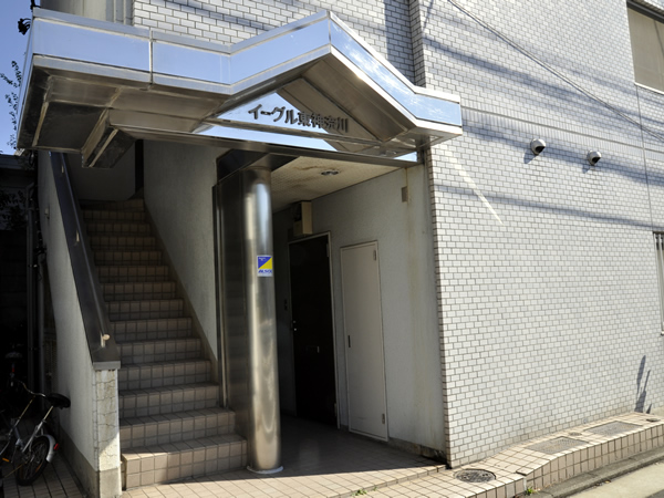 イーグル東神奈川の外観