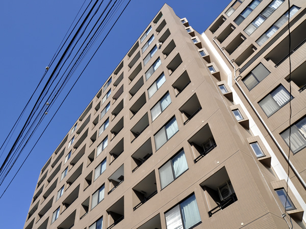 クリオ東神奈川1番館の外観