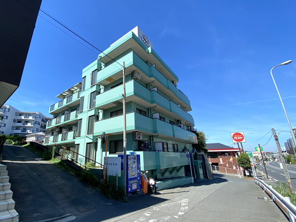 ヴァンハウス寺尾の外観