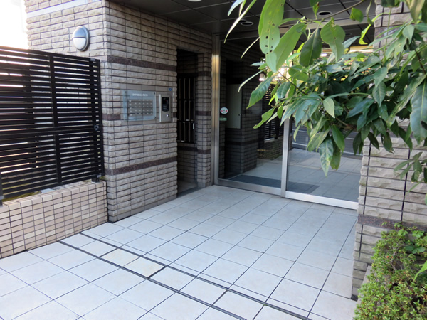 サーパス青葉台南の外観