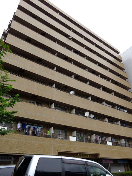 ダイアパレス根岸の外観