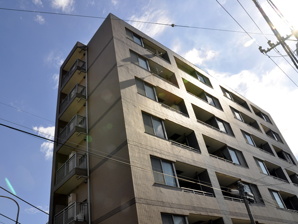 D'クラディア横浜白楽アクティディオの外観