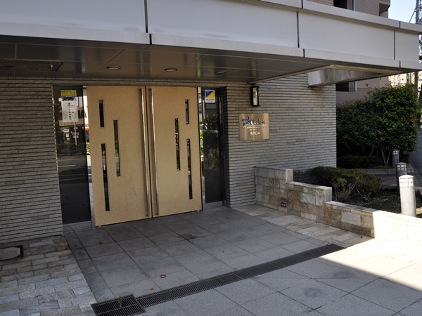 D'クラディア横浜白楽アクティディオの外観