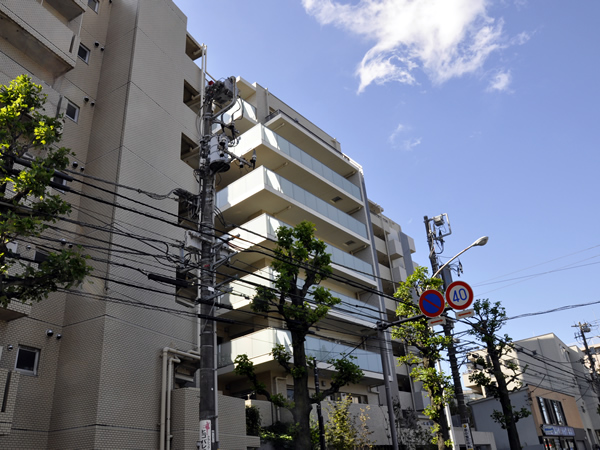 ルフォン横浜白楽の外観