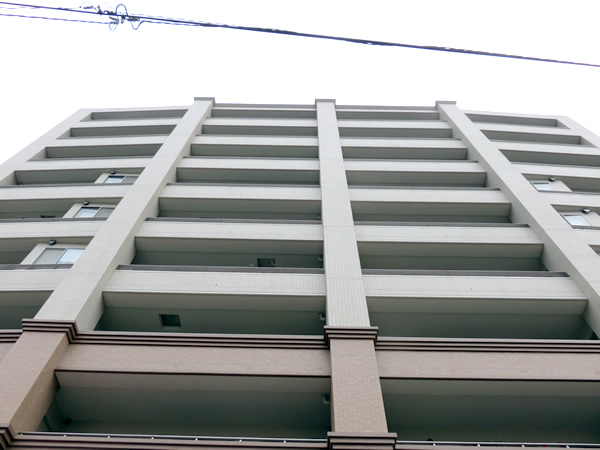 ミオカステーロ横浜根岸の外観