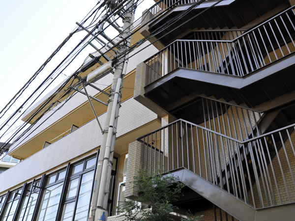 コスモ岸根公園の外観