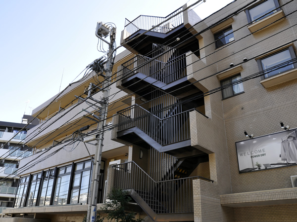 コスモ岸根公園の外観