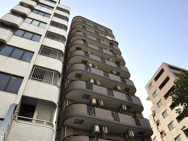 グリフィン横浜桜木町駅前2番館の外観