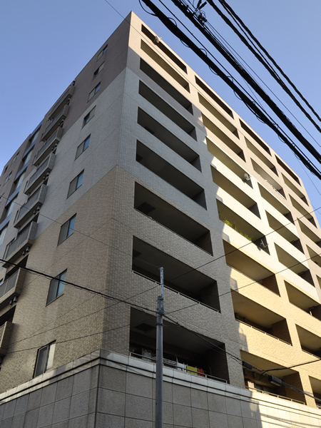 グローリオ桜木町音楽通りの外観