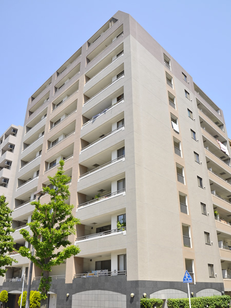 ディアステージ横浜ブライタスの外観