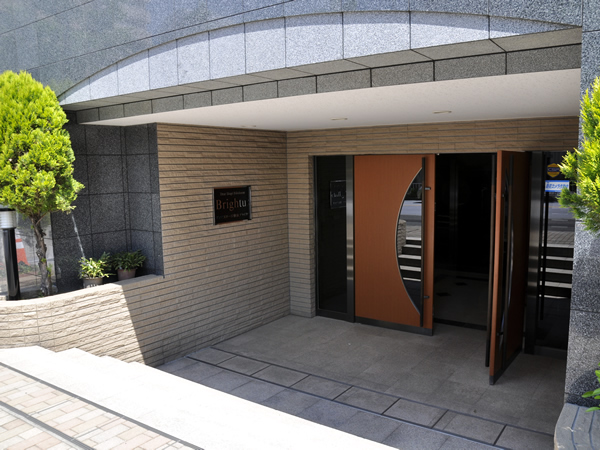 ディアステージ横浜ブライタスの外観