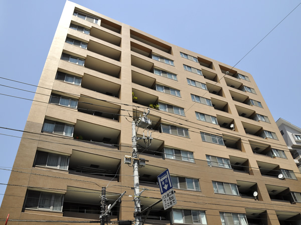 サンクレイドル横浜の外観