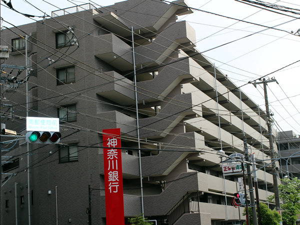 エミナンス井土ケ谷の外観