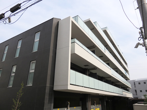 レーベン町田フロントテラスの外観
