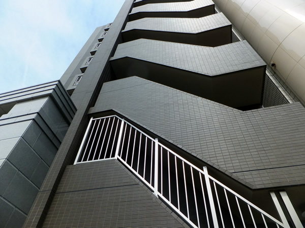 ガーラステーション横濱馬車道の外観