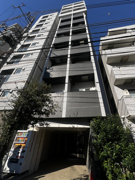 ステージファースト新宿原町の外観