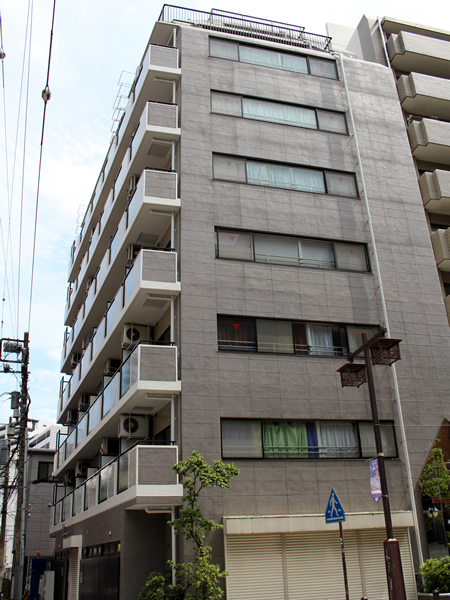 クリオ川崎1番館の外観