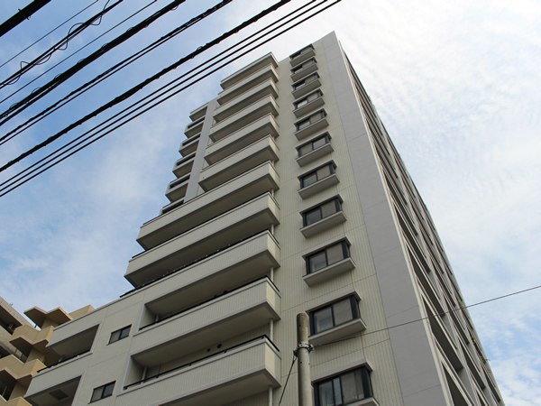 ナビウス川崎駅前の外観
