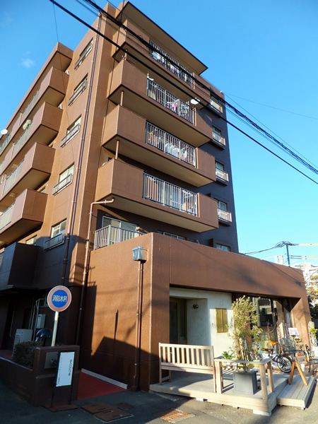 チサンマンション第2本厚木の外観